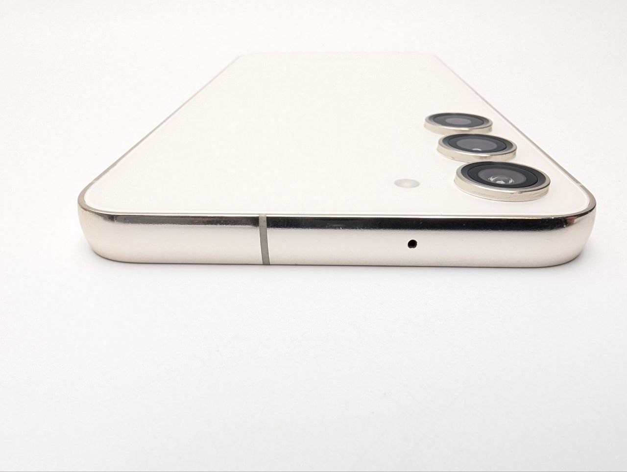 thumb Smartfon Samsung Galaxy S23 Plus 8 GB / 512 GB 5G kremowy (Używany)