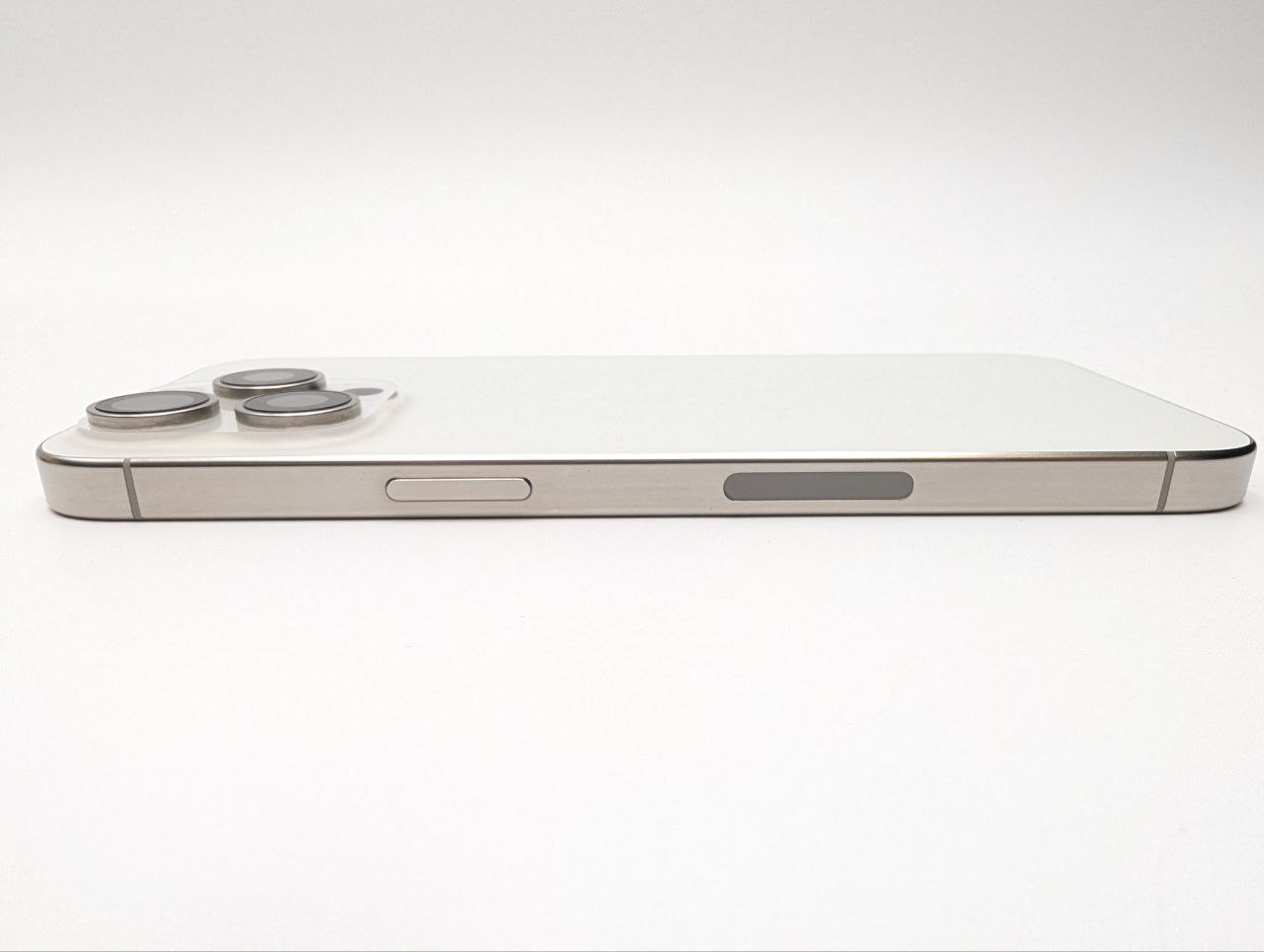 thumb Smartfon Apple iPhone 15 Pro Max 8 GB / 1 TB 5G biały|eSim (Używany)
