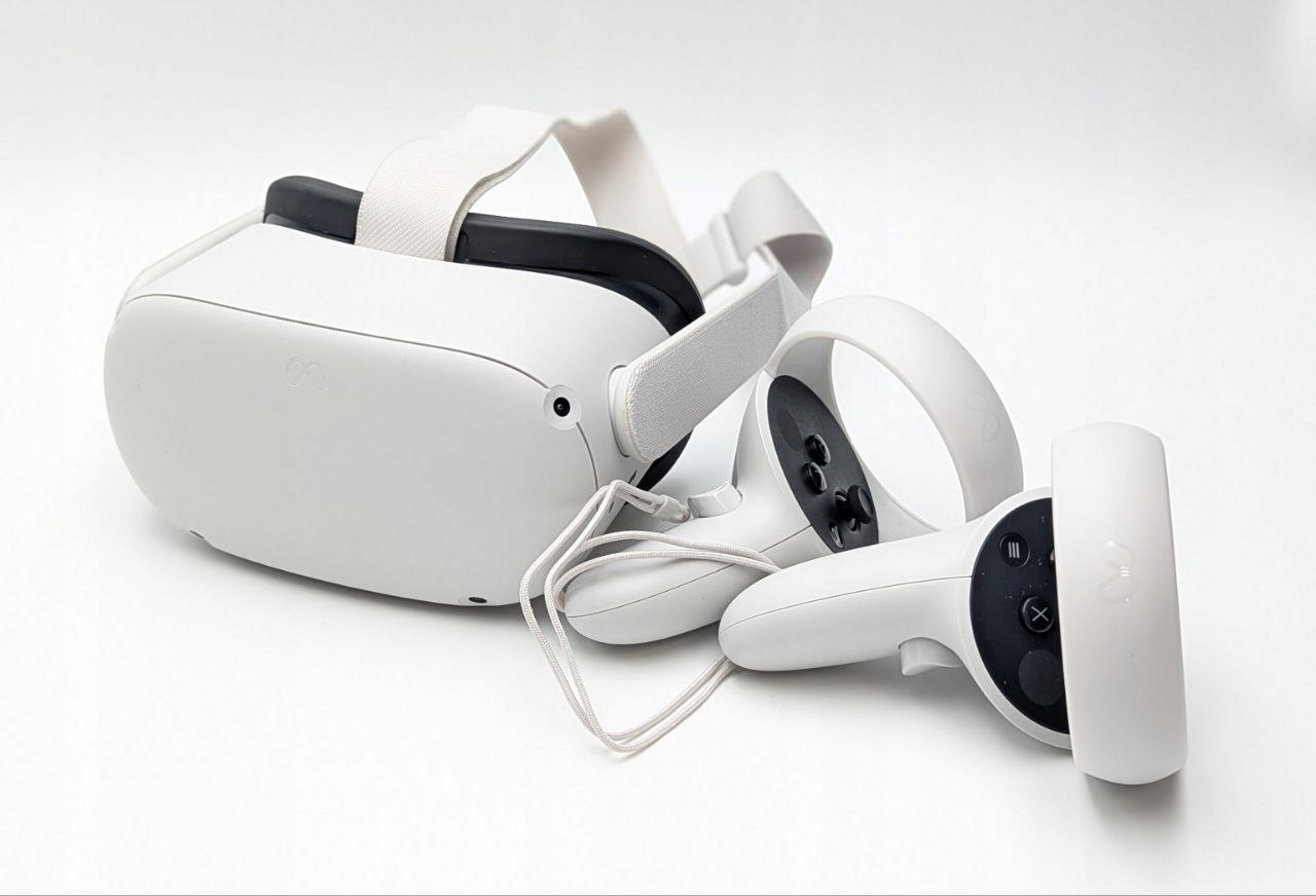 thumb Gogle VR Meta Oculus Quest 2 256GB pamięci + 2 KONTROLERY + Pokrowiec Meta (Powystawowy)