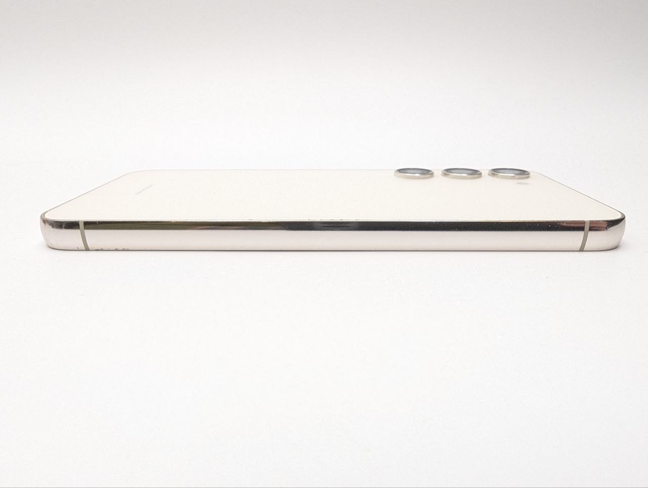 thumb Smartfon Samsung Galaxy S23 8 GB / 128 GB 5G kremowy (Używany)