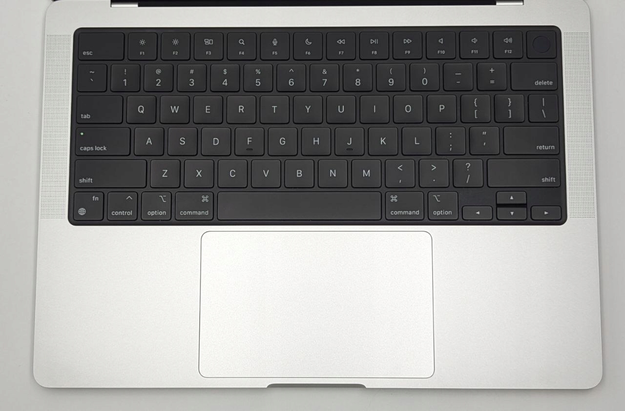 thumb Laptop Apple MacBook Pro 14 M3 MAX Apple M 36 GB / 1024 GB srebrny (Powystawowy)