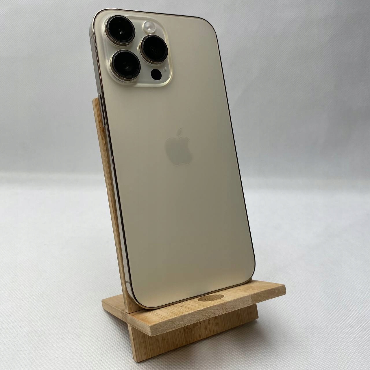 thumb Smartfon Apple iPhone 14 Pro Max 6 GB / 512 GB 5G złoty (Używany)