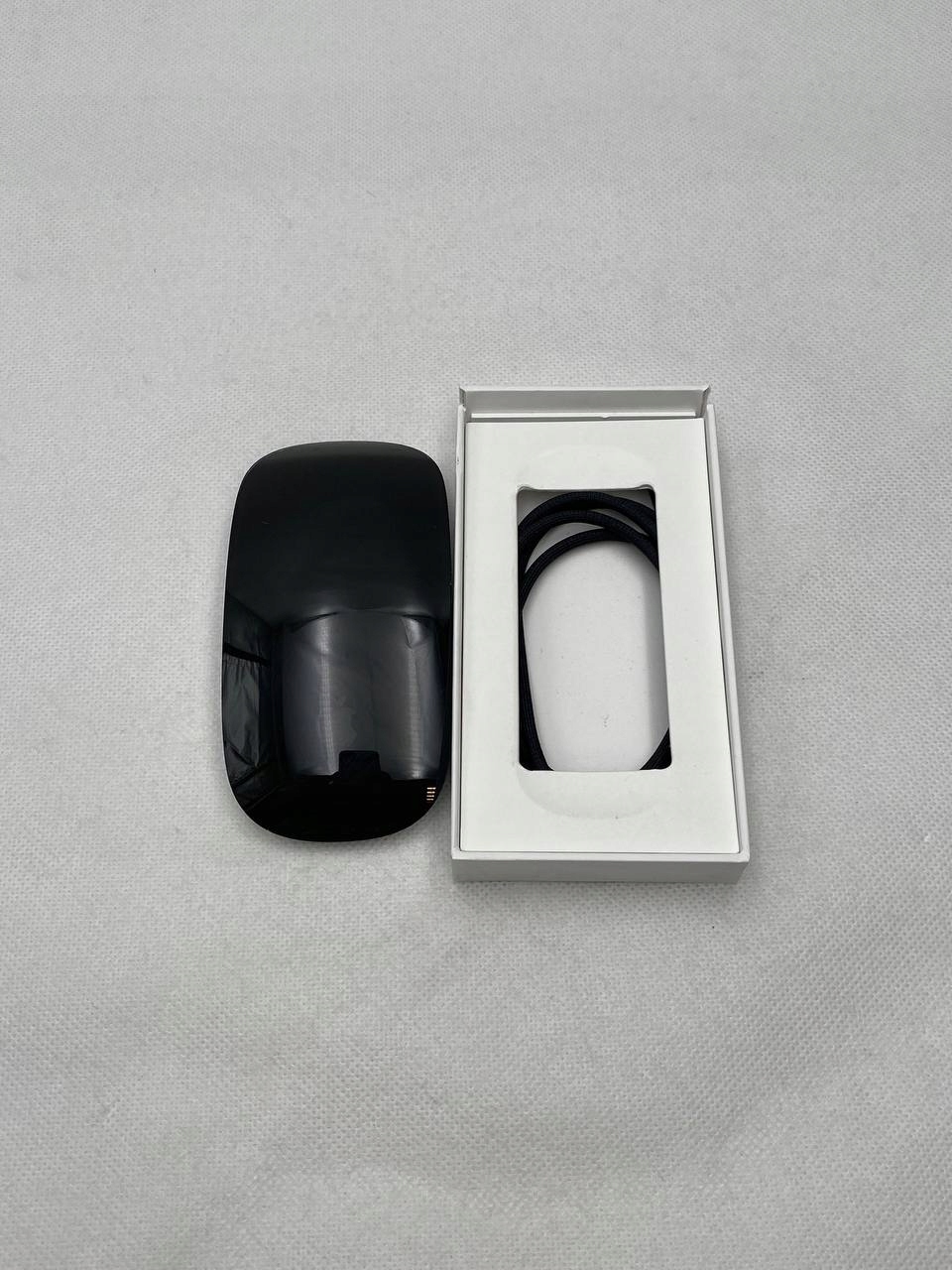 thumb Apple Magic Mouse myszka Bluetooth Czarna (Powystawowy)